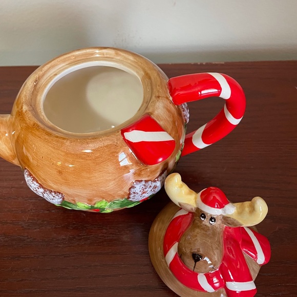 Tii Collections Ceramic Moose Teapot - Picture 6 of 7